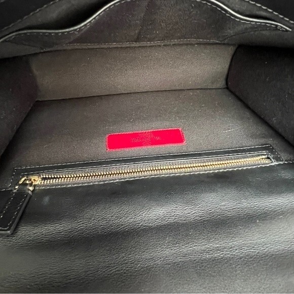 Valentino Rockstud Medium Glam Lock Flap Bag in Black - Picture 14 of 16